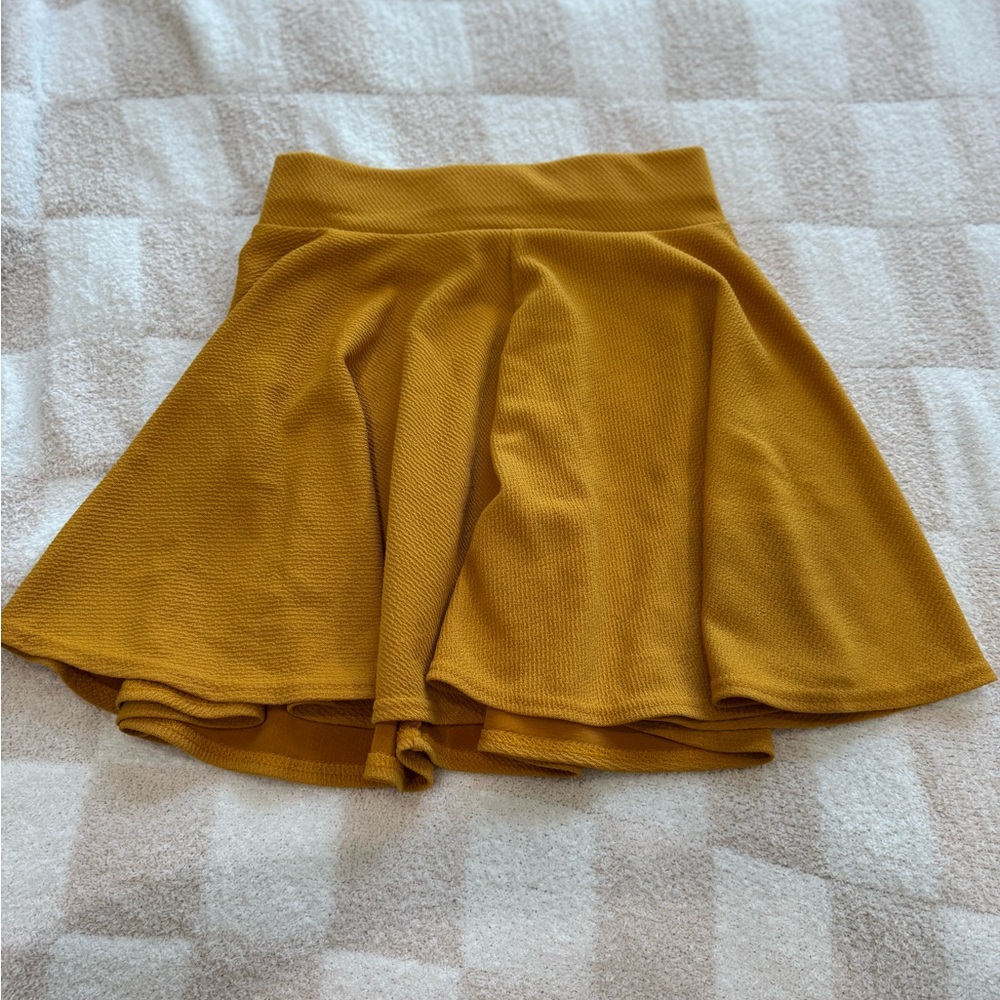 Chic Mustard Skater Skirt